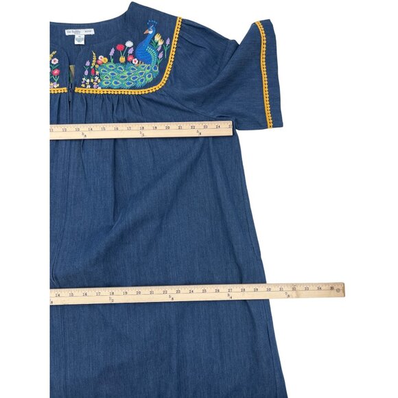 Go Softly Women's Chambray Patio Dress 1X Embroidered Peacock & Floral Mumu NWT - Picture 9 of 10